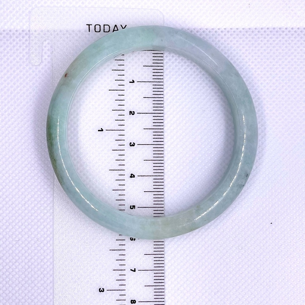 Natural Myanmar jade bangle